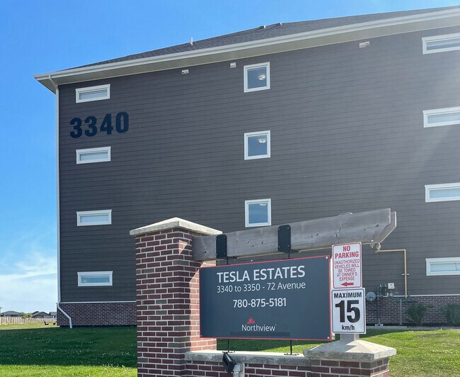 Photo du bâtiment - Tesla Estates