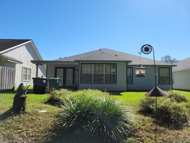 Foto del edificio - 4405 Cool Emerald Dr