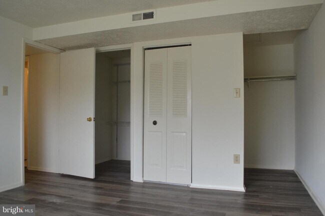 Building Photo - 600 Heather Ridge Dr