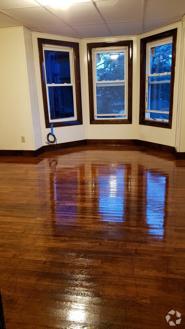 Bell Hill Gated Apartments for Rent Worcester, MA 13 Rentals