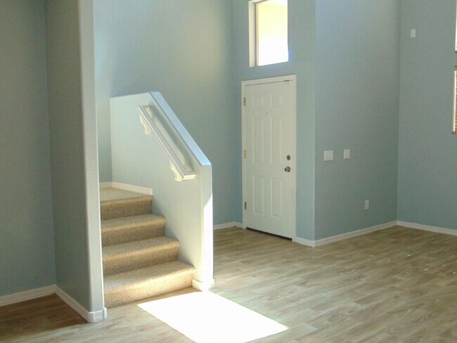 Foto del edificio - Rancho Sahuarita 4 bedroom 3 bath 2 story Home