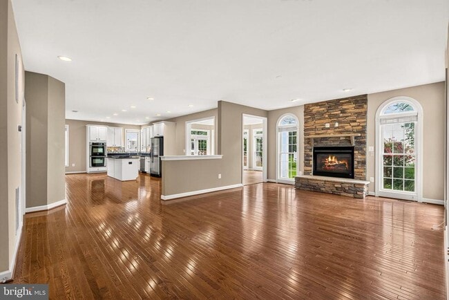 Building Photo - 43331 Hollybank Pl