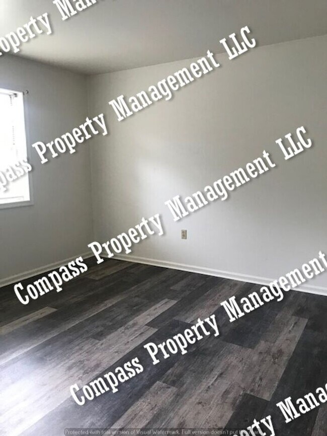 Building Photo - $1025 - 2 Bed, 1 Bath Townhouse - Leola