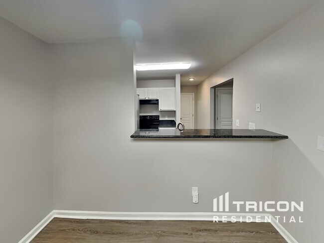 Foto del edificio - 116 Arbor Ridge Rd