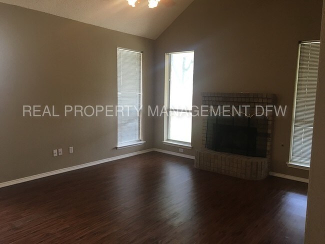 Building Photo - 3112 Black Walnut Dr