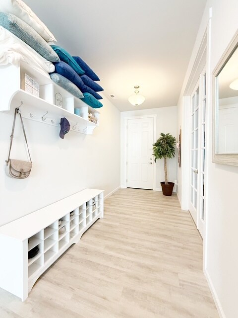 Building Photo - 740 SE Nordmann Lp