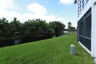 Building Photo - 6570 Royal Palm Blvd