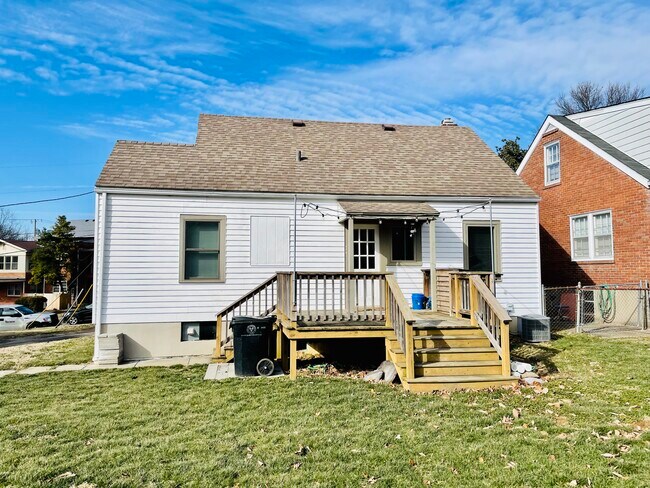 Building Photo - 1616 Ruth Ave