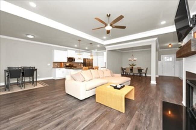 Building Photo - 1826 Anise Cir
