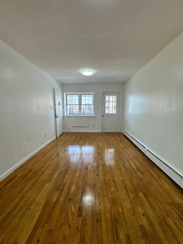 Foto principal - 1009 Ward Ave