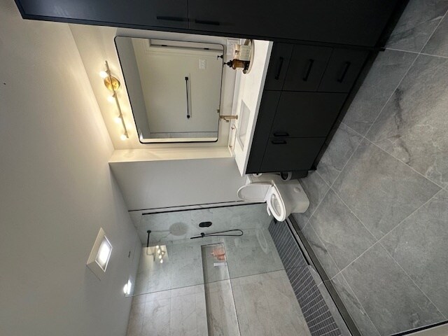 Foto del edificio - 2450 Waterside Dr