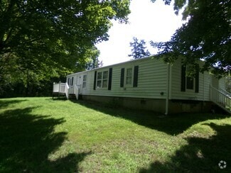 Building Photo - 1025 Sherry Dr