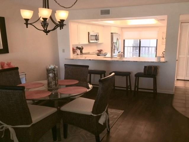 Foto del edificio - 3450 Twin Lakes Terrace