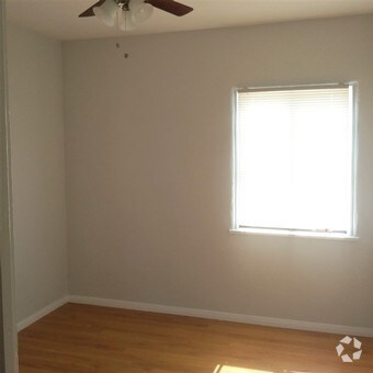 Foto principal - 1888 Lime Ave