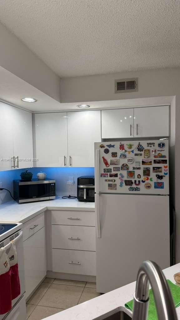 Foto del edificio - 643 Vista Isles Dr