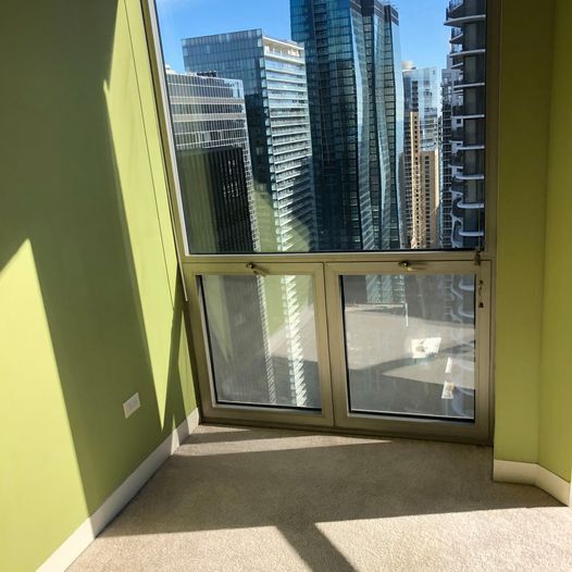 2nd bedroom - 222 N Columbus Dr