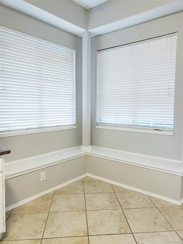 Building Photo - 2116 Rim Rock Dr
