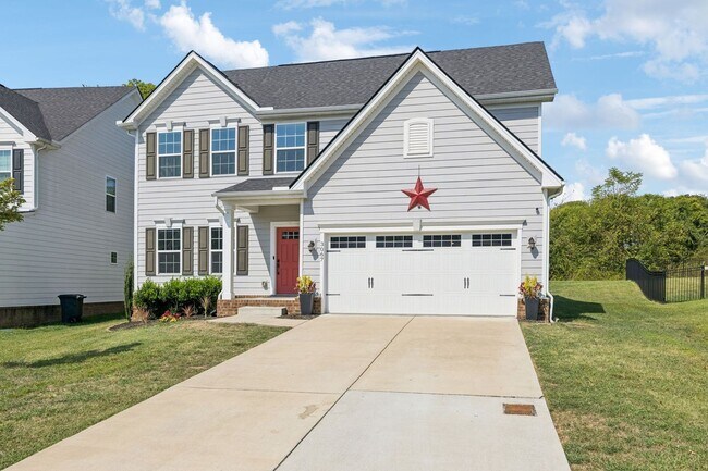 Building Photo - 5BR/3.5BA home offers stylish and function...