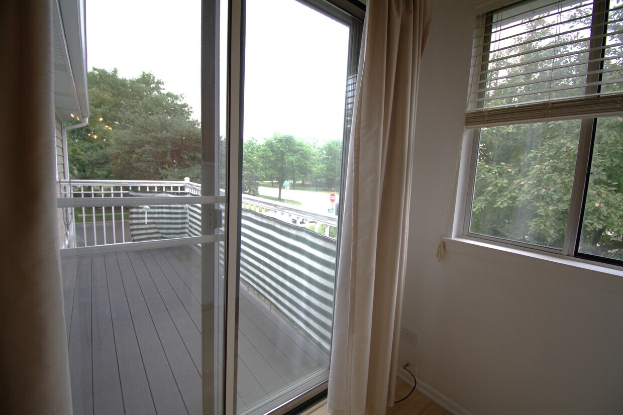 Foto principal - 607 Eastview Ct