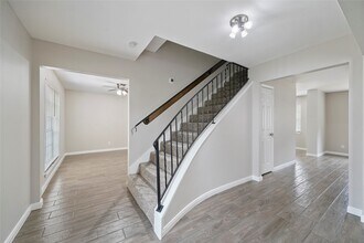 Building Photo - 643 Ames St