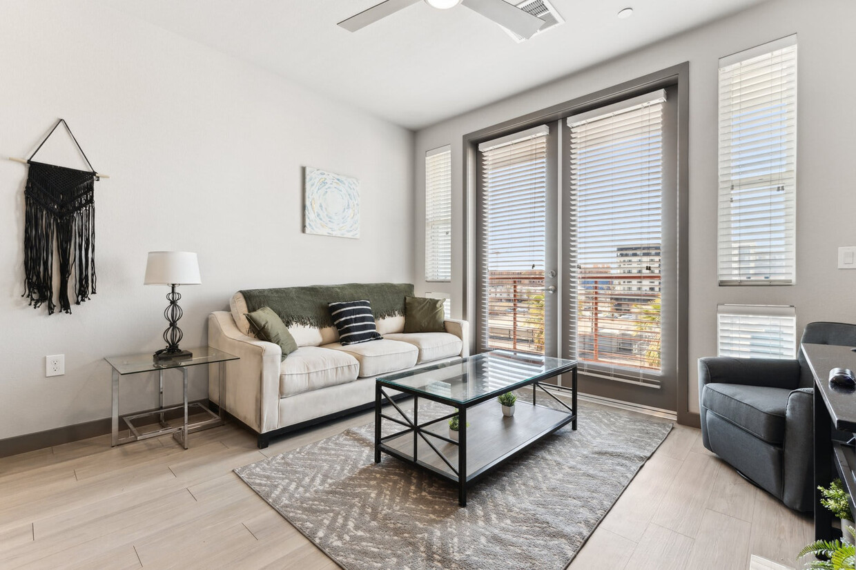 Foto principal - 400 N 2nd Ave