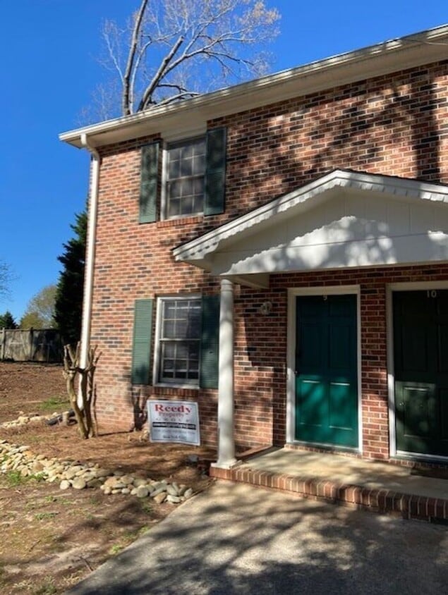 201 Pickens St, Clemson, SC 29631 Townhome Rentals in Clemson SC