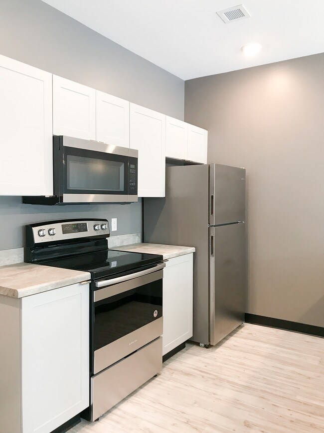 Diamond Place Apartments - Grand Rapids, MI | Apartments.com