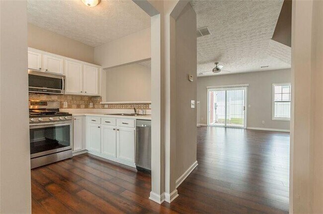 Foto del edificio - 801 Old Peachtree Rd NE