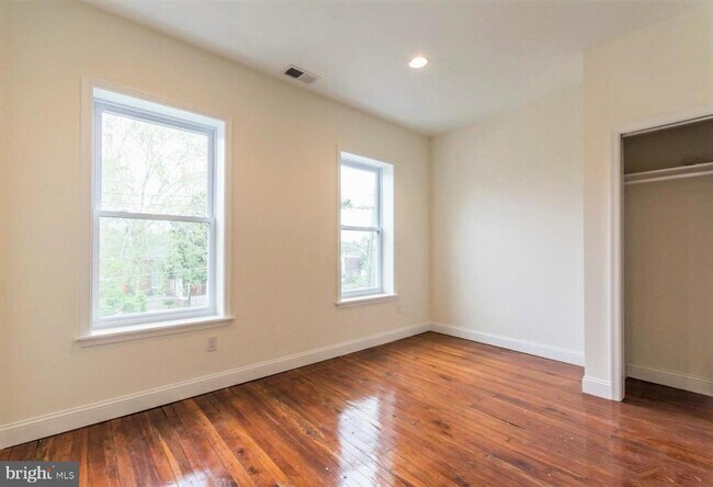 Building Photo - 4212 POWELTON Ave