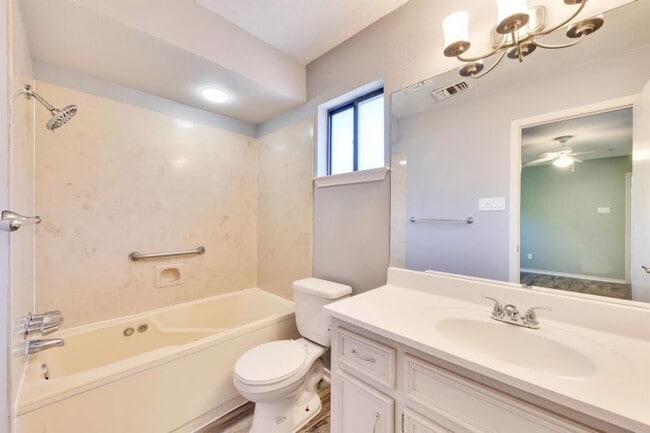 Building Photo - 1207 Gingerlily Cove