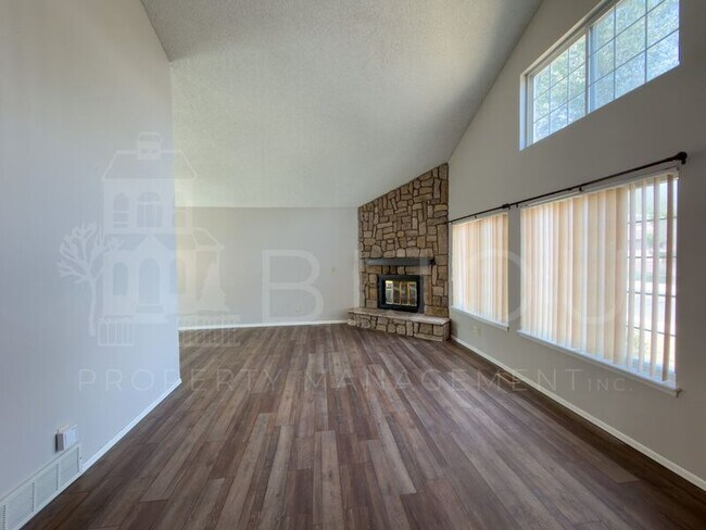 Building Photo - 963 Bayfield Way