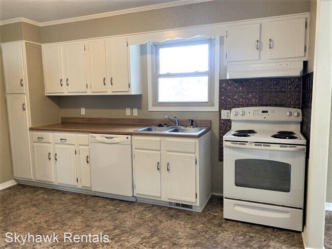 Foto del edificio - 2 br, 1 bath House - 613 Hatchel St