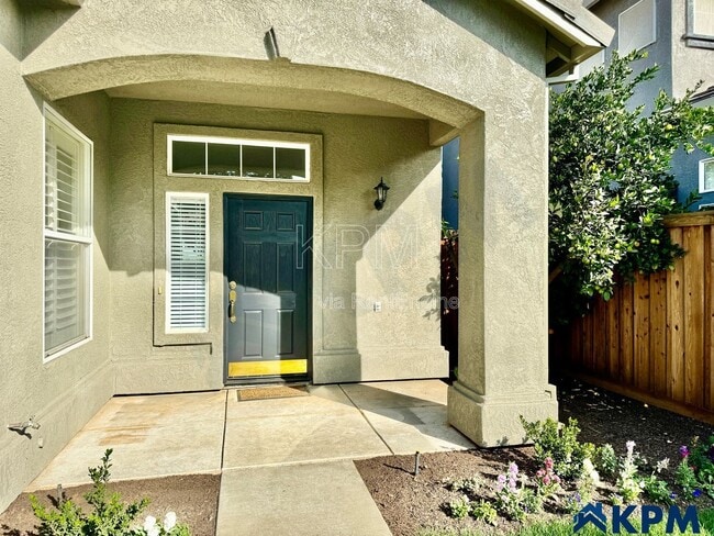 Building Photo - 18515 Monte Vista Dr