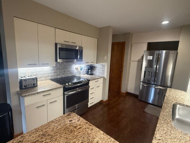 Foto del edificio - WINTER RENTAL - Cozy Condo in Gilford