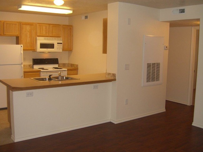 Building Photo - 11839 Cloverbrook Ln