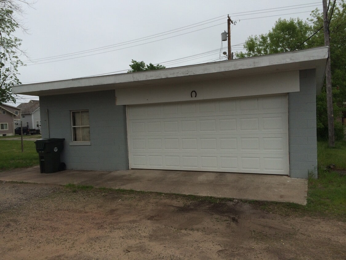 Building Photo - 117 N 19th St