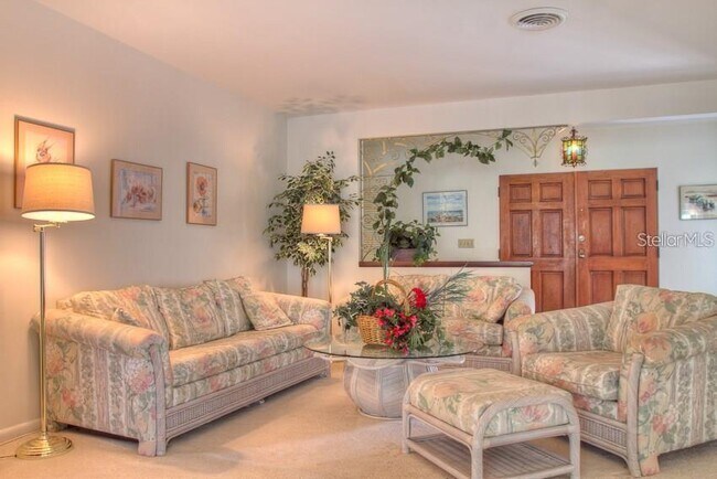 Building Photo - 3511 Pine Valley Dr