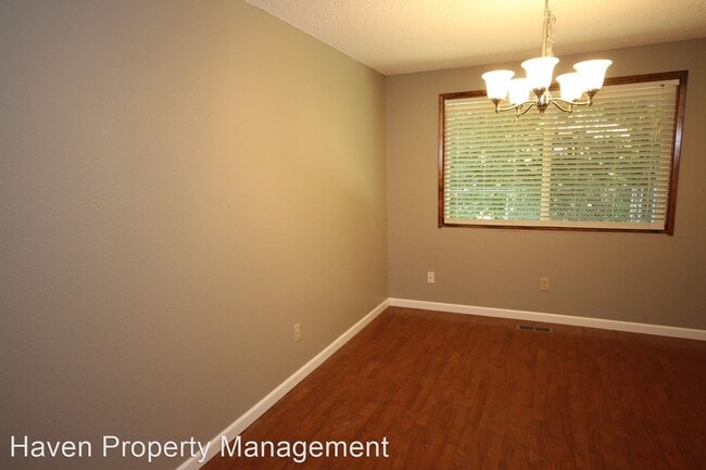Building Photo - 4 br, 1.5 bath House - 31408 27th Ave SW