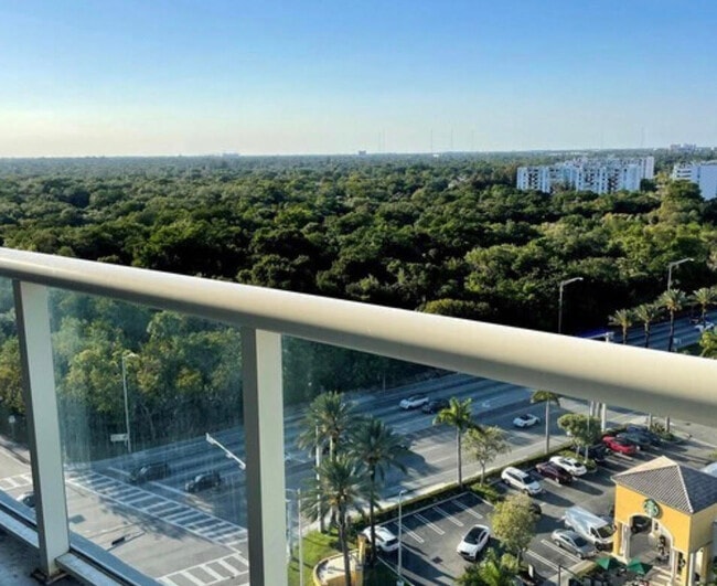 Building Photo - 13499 Biscayne Blvd