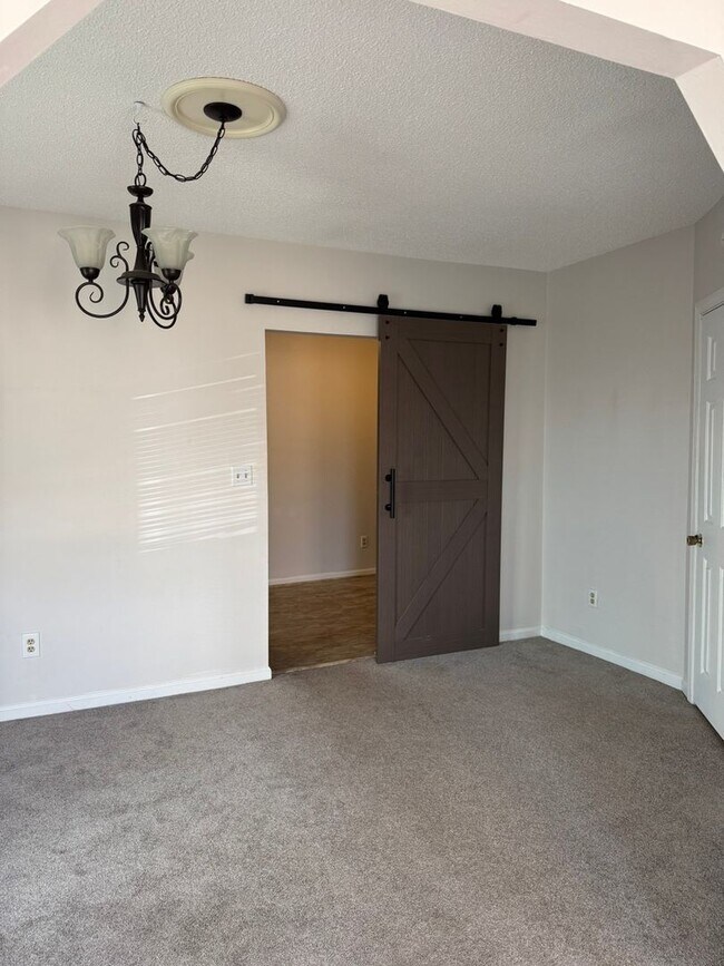 Building Photo - Charming 1BR Townhome in Fairfield
