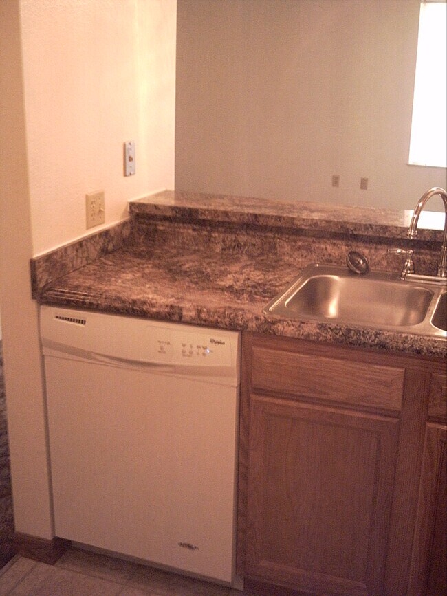 New Countertops - 1705 Heatheridge Rd