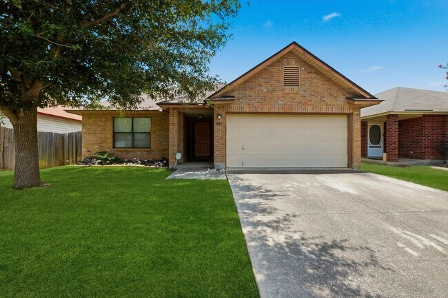 Building Photo - Updated 3-Bedroom Home Near UTSA, USAA & Medical Center