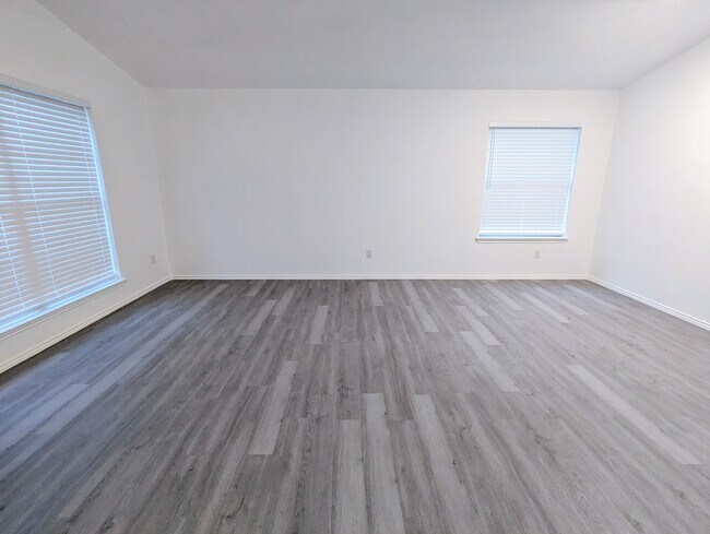 Foto del edificio - 17400 Bottle Springs Ln