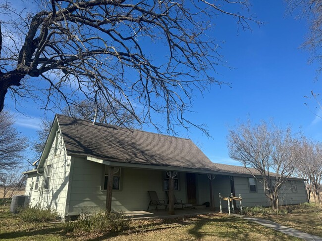 Foto del edificio - Brock ISD HOME on Acreage