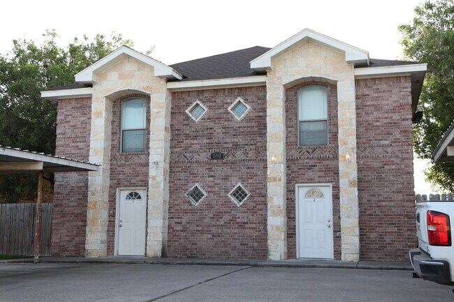 Foto del edificio - 502 Rock Cir