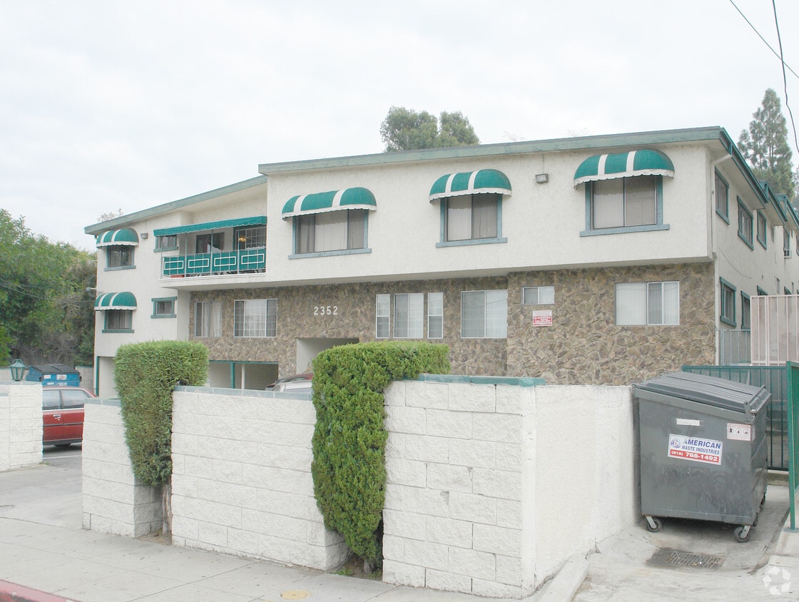 Building Photo - 2352 Glendale Blvd