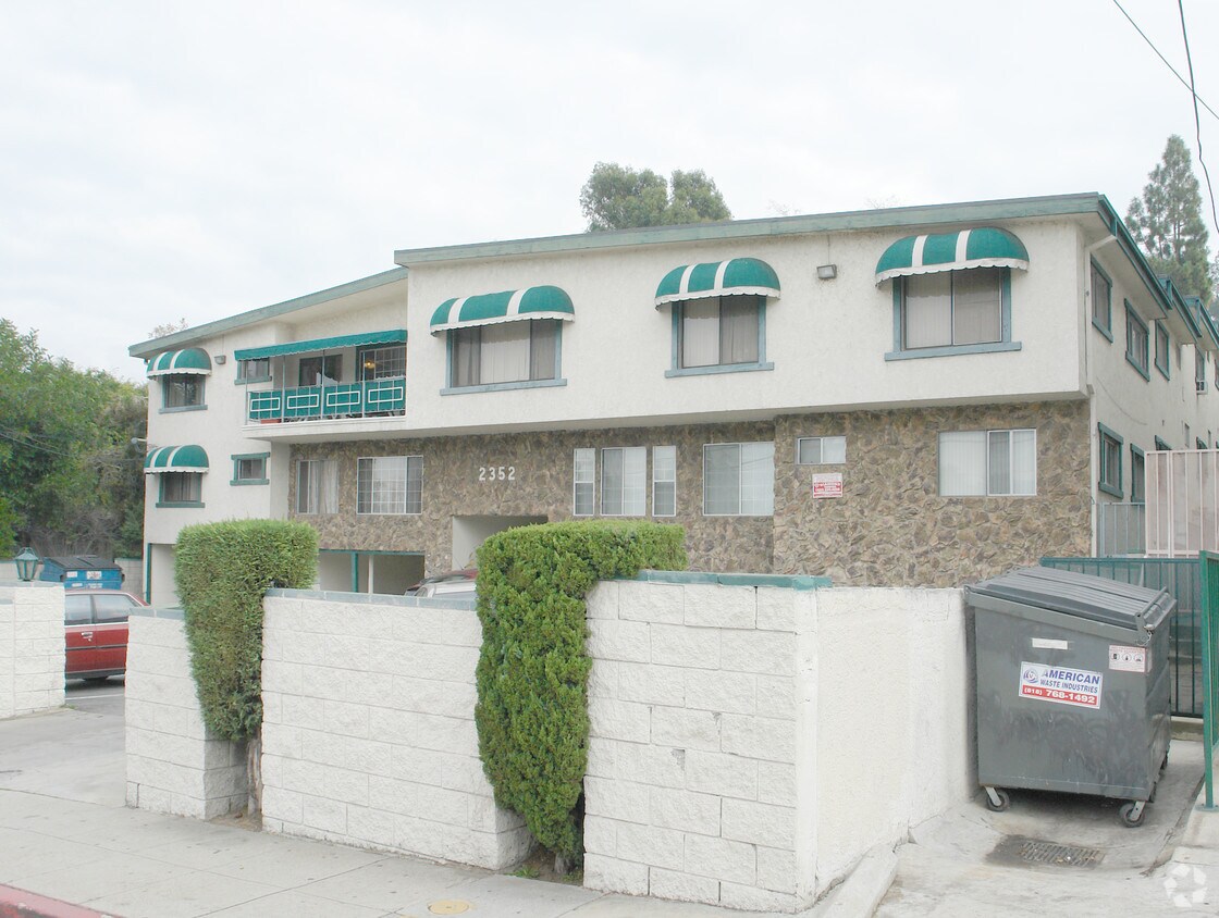 Foto del edificio - 2352 Glendale Blvd