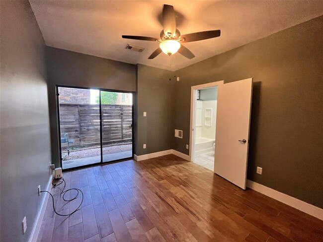 Foto del edificio - 1606 Hadley St