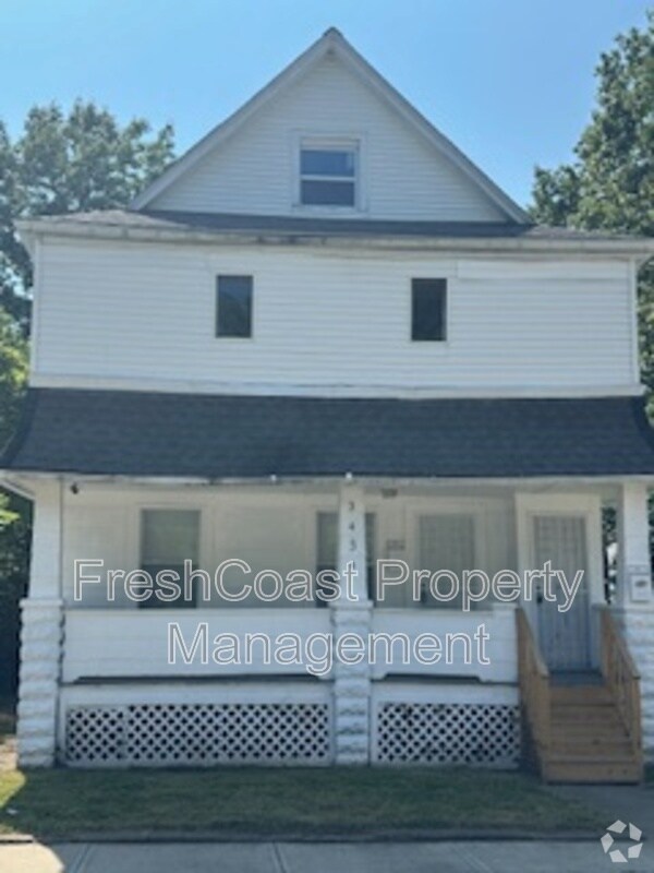 Building Photo - 3434 E 105th St