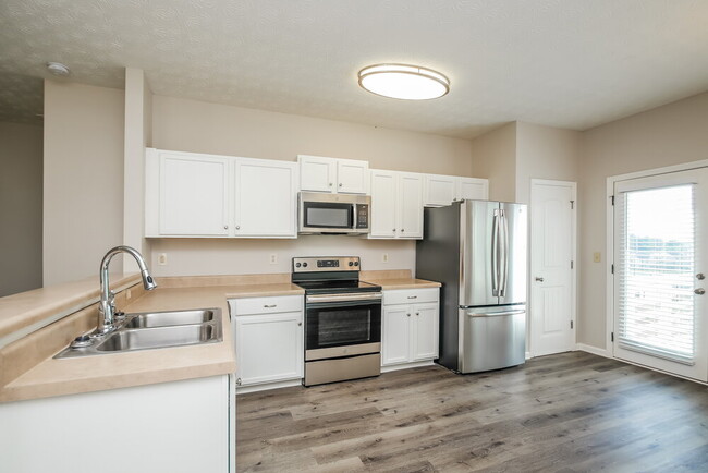 Building Photo - 102 Enclave Dr